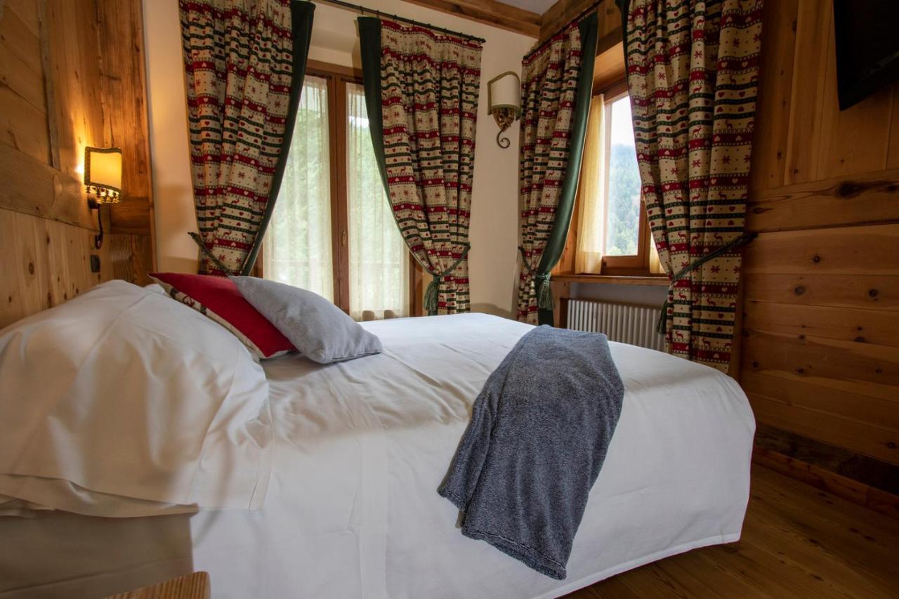 Laghetto Alpine Hotel&Restaurant Brusson Esterno foto