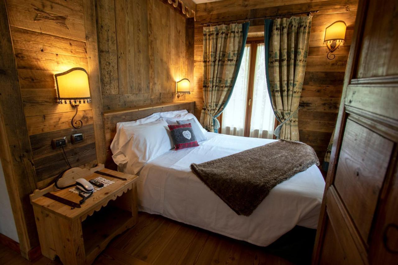 Laghetto Alpine Hotel&Restaurant Brusson Esterno foto