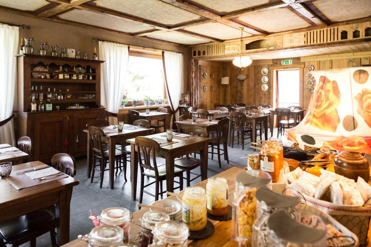 Laghetto Alpine Hotel&Restaurant Brusson Esterno foto