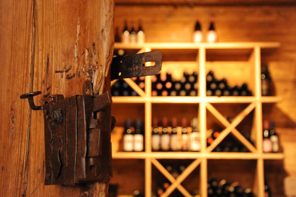 Laghetto Alpine Hotel&Restaurant Brusson Esterno foto